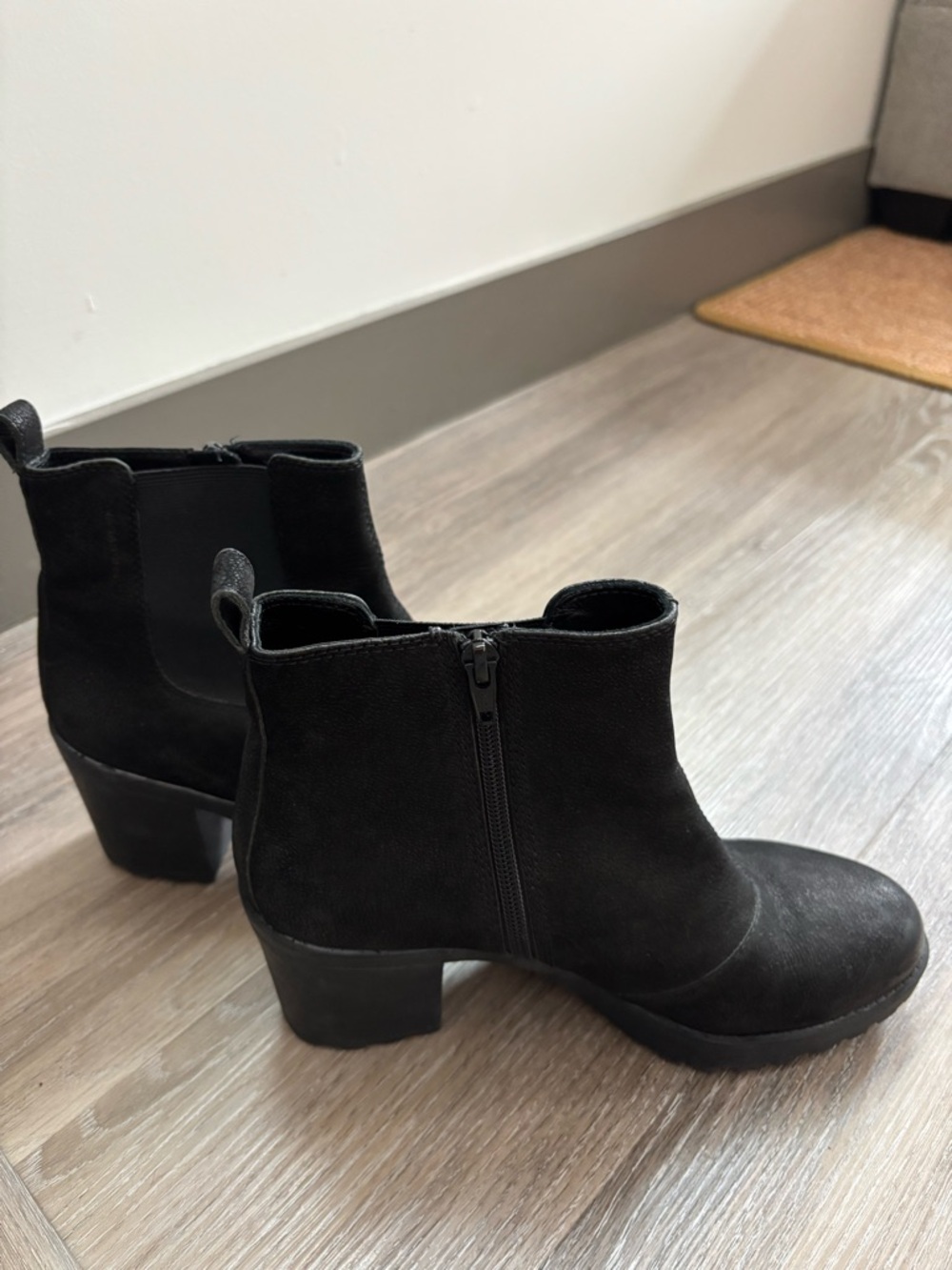 Vagabond Grace Heeled Leather Chelsea Boots - Picture 6 of 9